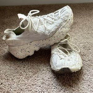 White Nike Space Hippie 04 Women’s 5.5